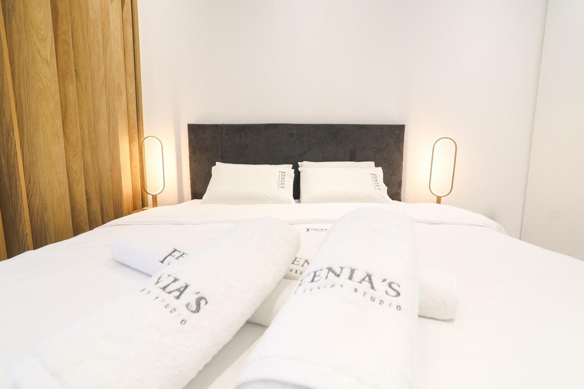 Fenias Luxury Studios Kallithea  外观 照片